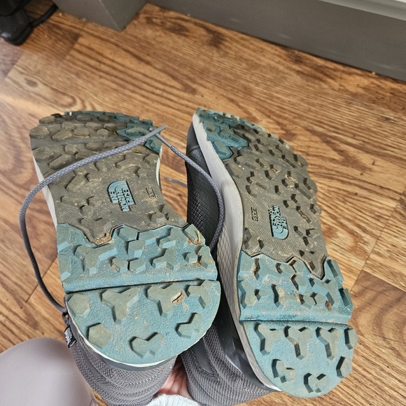 THE NORTH FACE Women Mid Lace Insulated Waterproof Boots Sz 9 Hydra Seal Grey - Picture 9 of 12
